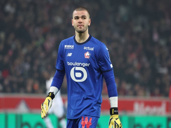 Kiper incaran Lazio