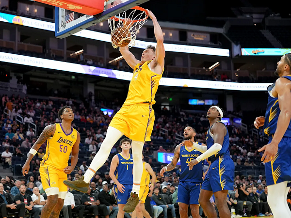 Dalton Knecht akui tampil kurang prima saat berhadapan dengan Warriors.