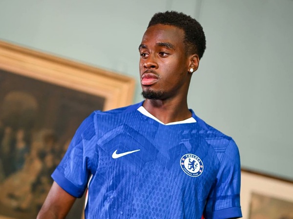 Jamie Gittens resmi bergabung dengan Chelsea