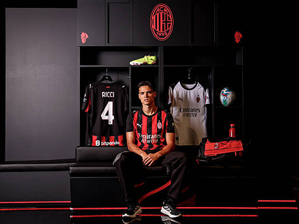 Resmi Gabung AC Milan, Samuele Ricci Siap Belajar Lebih Banyak