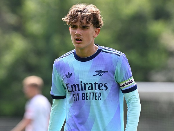 Chelsea mencoba peruntungan merekrut Max Dowman dari Arsenal