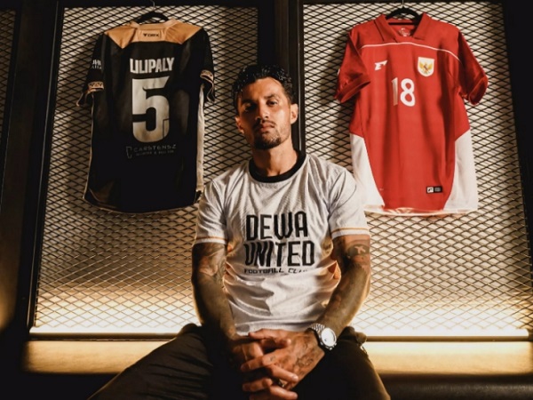 Stefano Lilipaly resmi bergabung dengan Dewa United FC