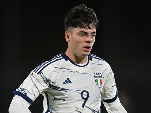 Celtic dan Napoli Bahas Potensi Transfer Giuseppe Ambrosino