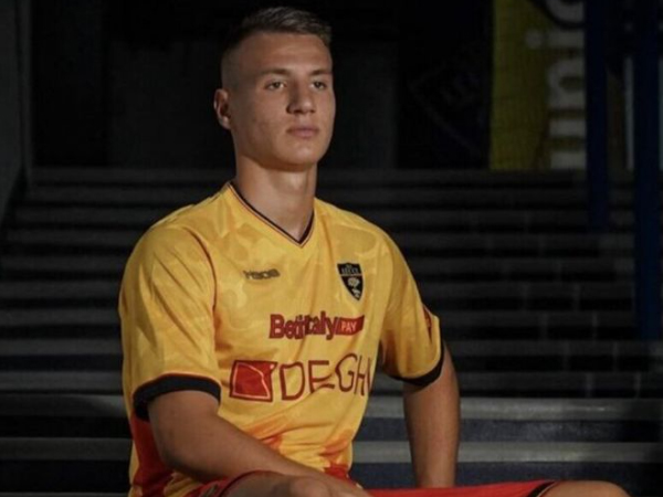 Francesco Camarda Resmi Gabung Lecce dari AC Milan dengan Status Pinjaman