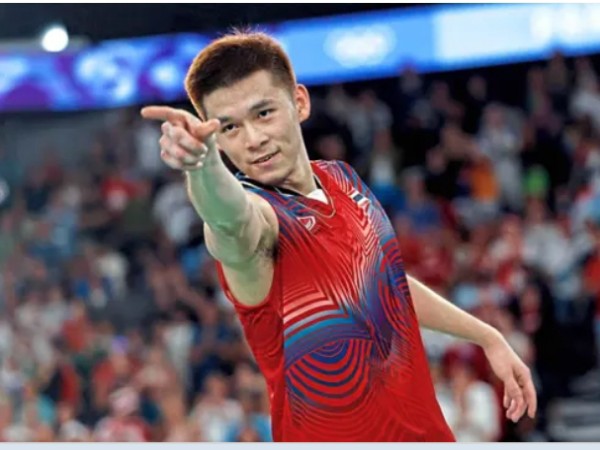 Peluang Kunlavut Vitidsarn Gabung Grup Elit Jika Mampu Pertahankan Gelar Kejuaraan Dunia