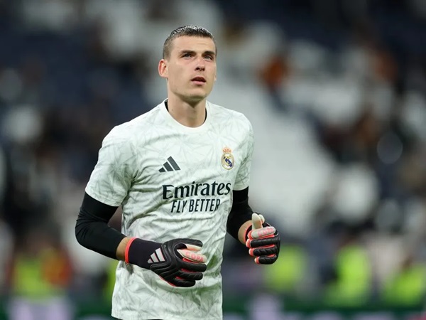 Real Madrid Terbuka untuk Melepas Andriy Lunin
