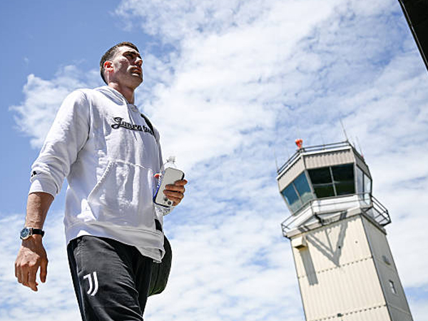 Juventus Tawarkan Pemutusan Kontrak untuk Dusan Vlahovic