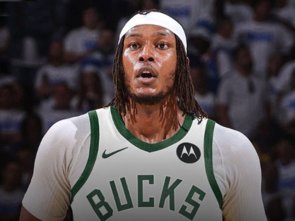 Myles Turner lebih memilih kontrak empat tahun senilai $107 juta dengan Bucks. (Foto: AP)