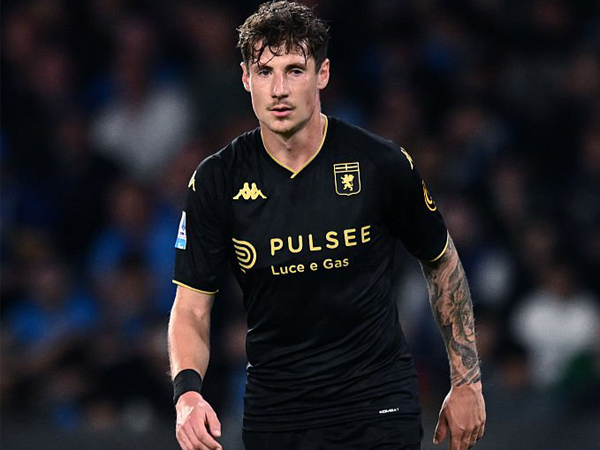 Andrea Pinamonti.