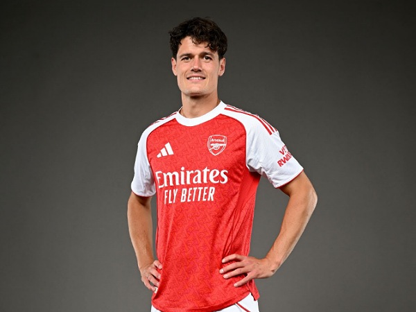 Arsenal merekrut Christian Norgaard dari Brentford