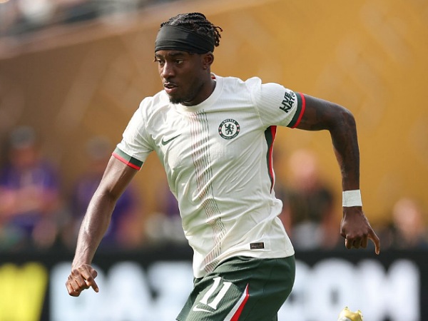 Noni Madueke sudah menyetujui persyaratan pribadi dengan Arsenal