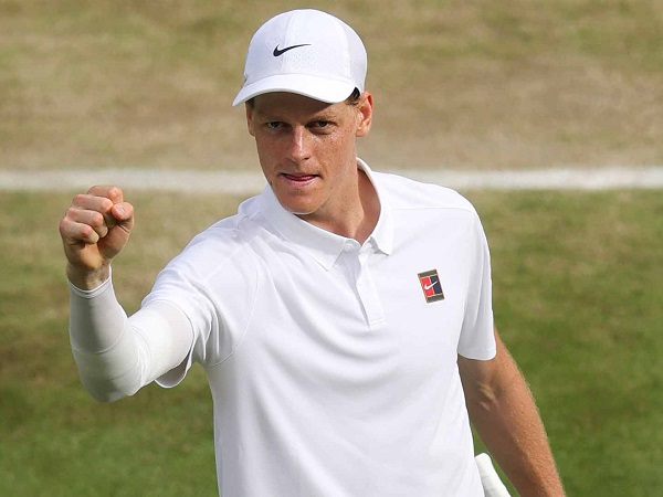 Hasil Wimbledon: Jannik Sinner Temukan Jalan Menuju Semifinal Kedua
