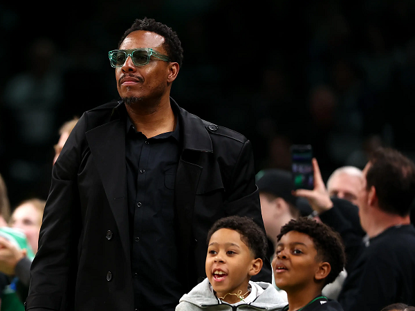 Paul Pierce ragu Deandre Ayton bisa bawa Lakers melangkah jauh.