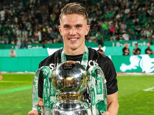 Viktor Gyokeres akan jadi ujung tombak baru Arsenal