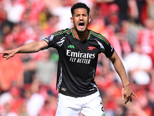 Bek Arsenal, William Saliba
