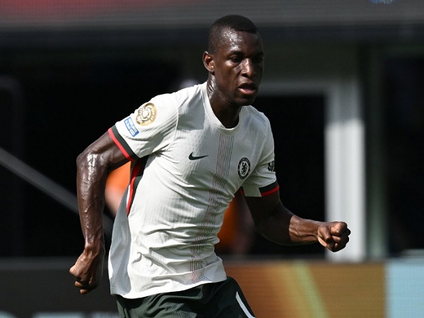 Nicolas Jackson harus bersaing ketat di lini depan Chelsea