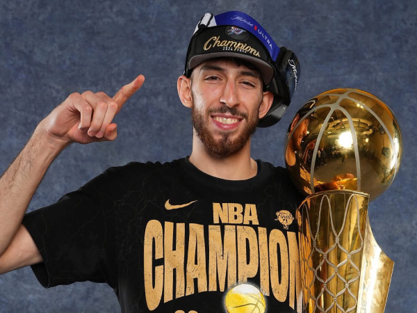 Pada usia 23 tahun, Chet Holmgren menjadi tokoh sentral dalam perjalanan juara bersejarah Thunder. (Foto: AP)