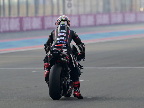 Aleix Espargaro ingin Aprilia tak tahan Jorge Martin jika ingin hengkang.