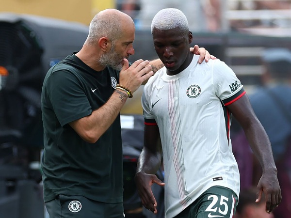 Enzo Maresca dan Moises Caicedo
