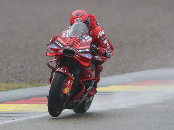 Hasil Sprint Race MotoGP Jerman: Marc Marquez Menang Dramatis