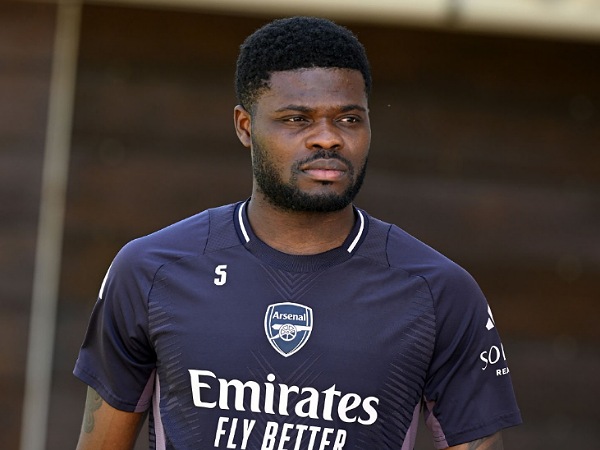Thomas Partey didakwa dengan lima tuduhan pemerkosaan dan satu tuduhan pelecehan seksual