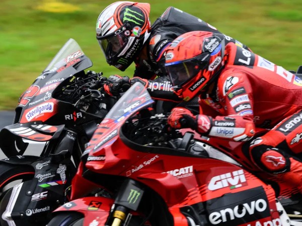 Marco Bezzecchi vs Marc Marquez MotoGP Jerman 2025