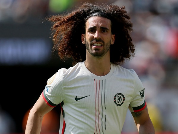Bek kiri Chelsea, Marc Cucurella