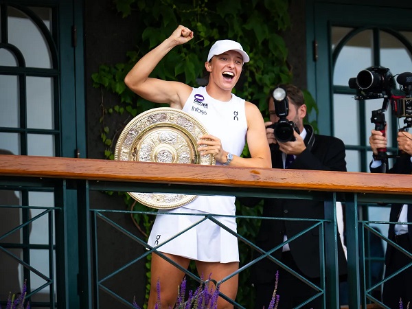 Taklukkan Wimbledon, Iga Swiatek Mengaku Terus Kejutkan Diri Sendiri