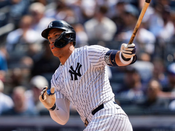 Aaron Judge membukukan home run ke-35-nya musim ini dan home run ke-350 dalam kariernya, dicapai dalam 1.088 pertandingan. (Foto: AP)