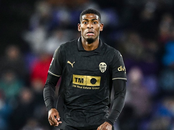 Arsenal membidik bek Valencia, Cristhian Mosquera