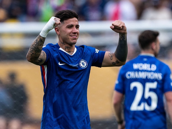 Gelandang Chelsea, Enzo Fernandez