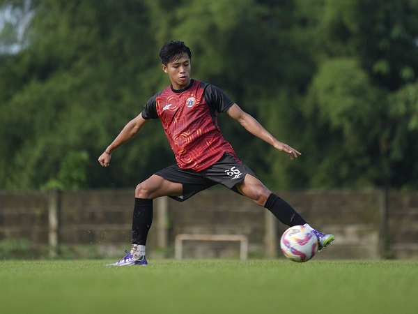 Gelandang muda Persija Jakarta, Figo Dennis