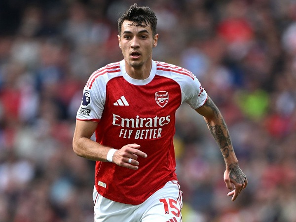 Bek Arsenal, Jakub Kiwior