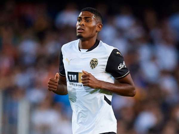 Bek Valencia, Cristhian Mosquera