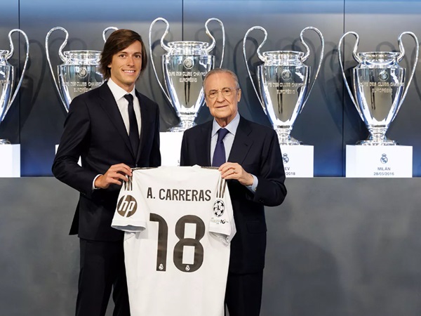Florentino Perez Menyambut Kembalinya Carreras ke Real Madrid