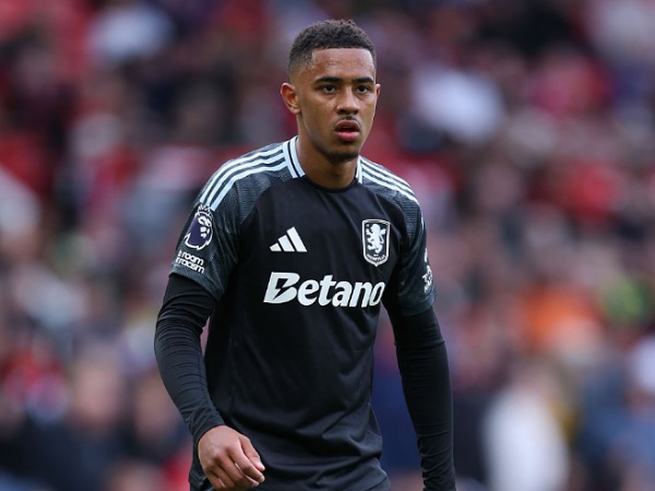 Nottingham Forest membidik gelandang Aston Villa, Jacob Ramsey