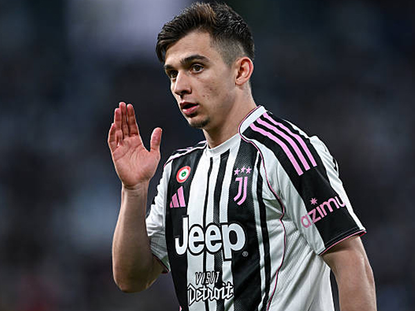 Tolak Everton, Francisco Conceicao Ingin Bertahan di Juventus