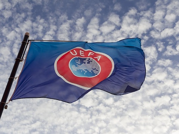 UEFA menjatuhkan sanksi ke klub Montenegro, Arsenal Tivat