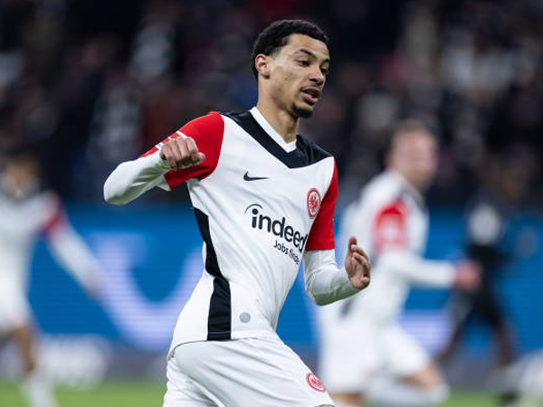 Gagal Dapatkan Alexander Isak, Liverpool Alihkan Target ke Hugo Ekitike