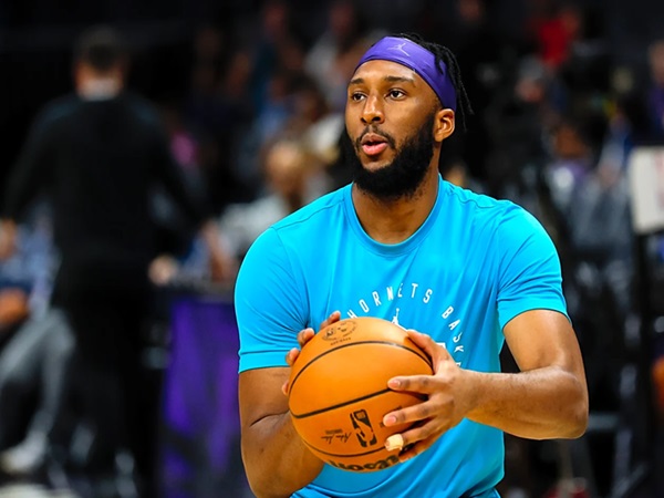 Los Angeles Lakers Disarankan Merekrut Josh Okogie
