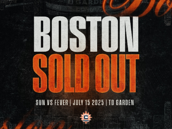Kerumunan dan energi pada Selasa juga menambah bahan bakar spekulasi tentang ekspansi WNBA ke Boston. (Foto: WNBA)