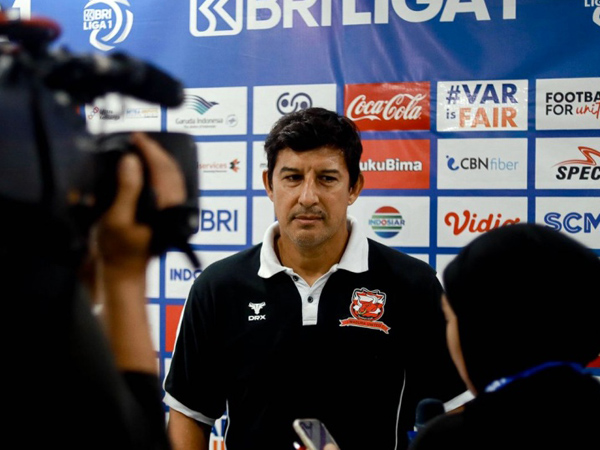 Pelatih Madura United, Angel Alfredo Vera