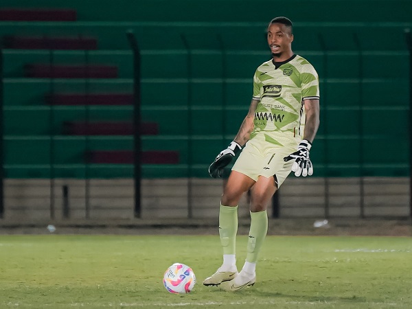 Kiper Persija Jakarta, Carlos Eduardo