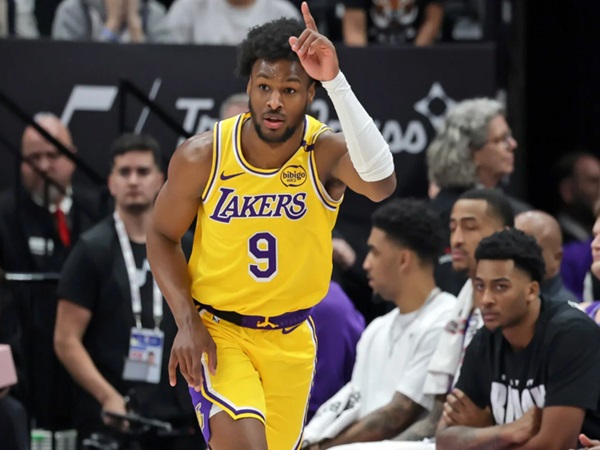 Bronny James Apresiasi Dukungan Keluarga Selama Summer League