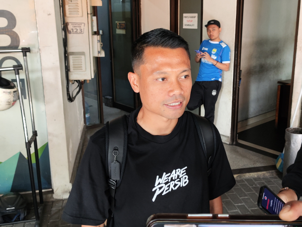Gelandang Persib, Dedi Kusnandar