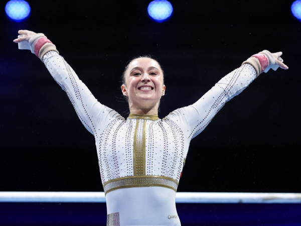 Nina Derwael menyebut beban fisik kompetisi elit sebagai faktor utama dalam keputusannya untuk pensiun. (Foto: AFP)