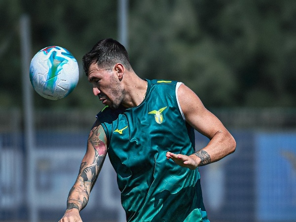 Defender Lazio