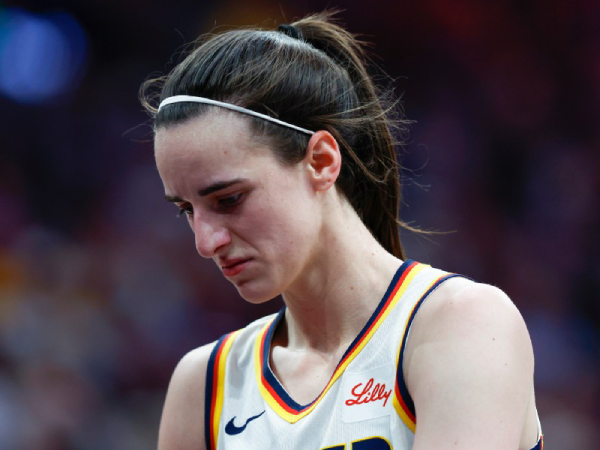 Meskipun absen, Caitlin Clark tetap akan terlibat dalam All-Star Game, bertindak sebagai asisten pelatih kehormatan bersama pelatih New York Liberty Sandy Brondello untuk Tim Clark. (Foto: AP)