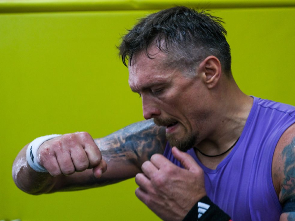 Persiapan Oleksandr Usyk sangat berbasis sains, dengan pemantauan cermat terhadap respons fisiologis dan neurologisnya terhadap latihan. (Foto: Fight TV)