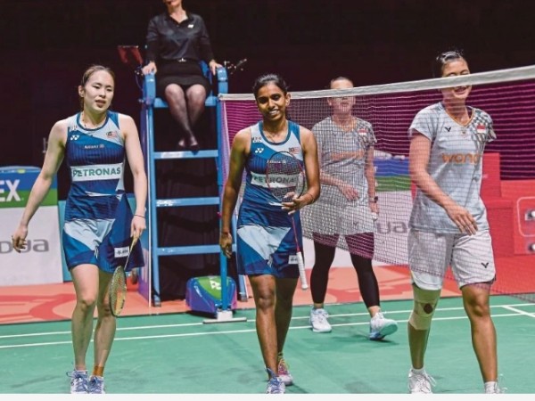 Ambisi Pearly Thinaah Pecahkan Rekor Langka di Final Japan Open 2025